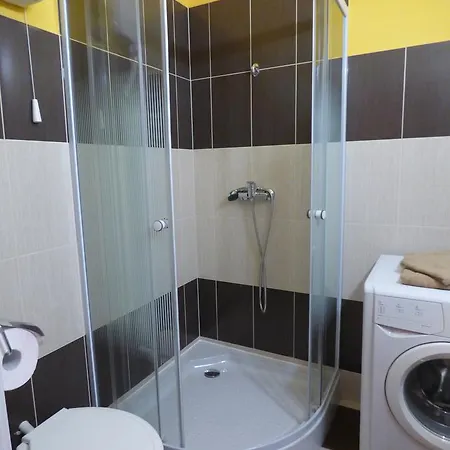 Apartament Yellow *
