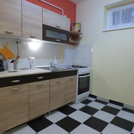 Apartament Yellow *